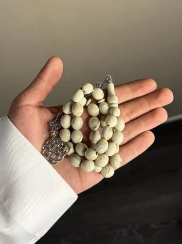 Ivory-like rosary - metal