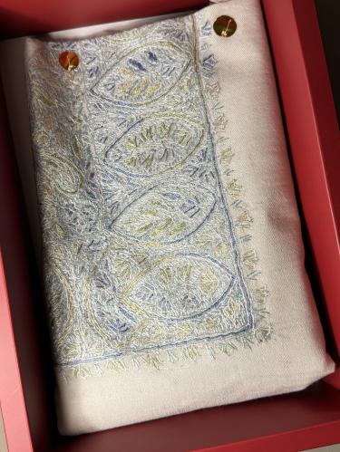 Cashmere shawl - E