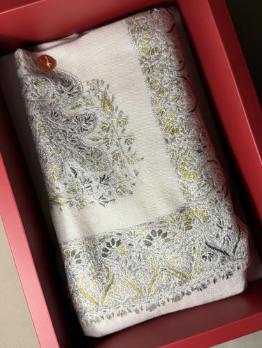 Cashmere shawl - 34