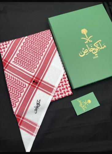 شماغ ملكي خاص كلاسيك أحمر إنجليزي قطن 100٪