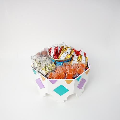 صينية قرقيعان هندسية أبيض