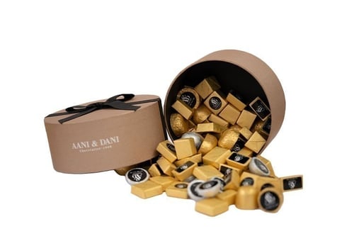 بوكس كلاسيك شوكولاتة مغلفة - كبير