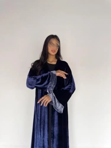 W18