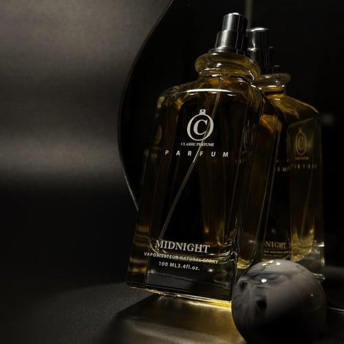 عطر كلاسيك ميدنايت classic mid night parfum