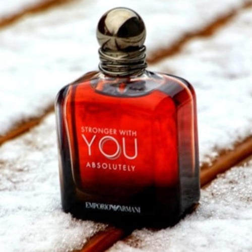 عطر ارماني سترونجر ويذ يو ابسلوتلي armani stronger...