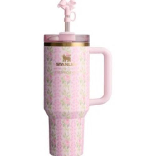 THE STANLEY X LOVESHACKFANCY HOLIDAY QUENCHER40oz