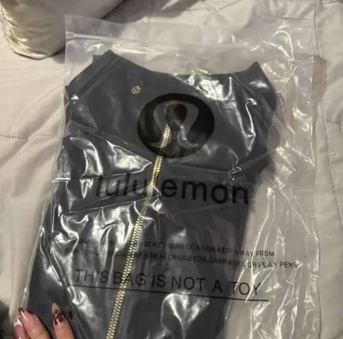 lulumelon jacket gold zipper