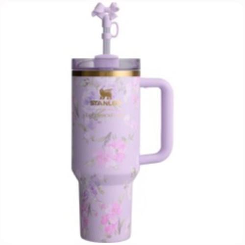 THE STANLEY X LOVESHACKFANCY HOLIDAY QUENCHER40oz