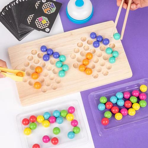 وسيلة تعليمية تفاعلية لتطوير الجانب الإجتماعي لدى...