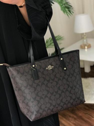 شنطة كوتش توت باق لارج لونين