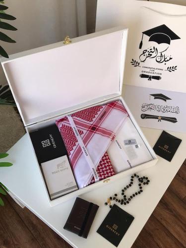 هدايا تخرج للشباب