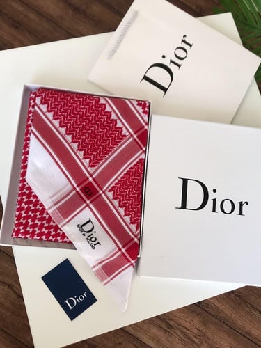 شماغ ديور دم الغزال الجديد 2026