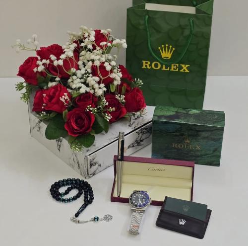 بوكس هدية رجالية فاخرة مع الورد