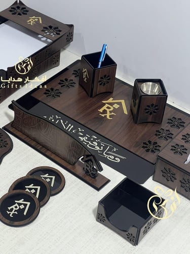 طقم مكتبي خشبي فاخر _ تصاميم ملكية خاصة