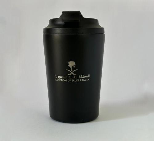 مق شعار المملكة أسود