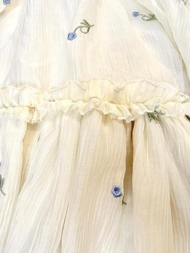 فستان ريفي نسائي بقصة كوتيجكور و مزين بالرافلز بتص...