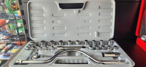 طقم عدة 24 قطعة