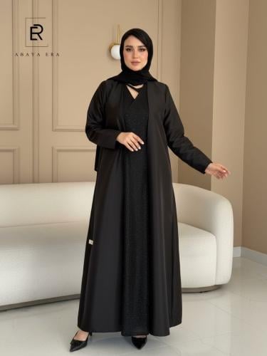 عبايه حرير اسود بتفاصيل انيقه