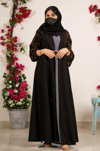 عباية بياقة مع تطريز بني ع الاكمام
