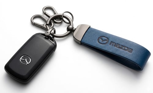 ميدالية مفاتيح فاخرة بشعار السيارات