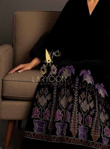 تُحفَة البنفسج الاسود