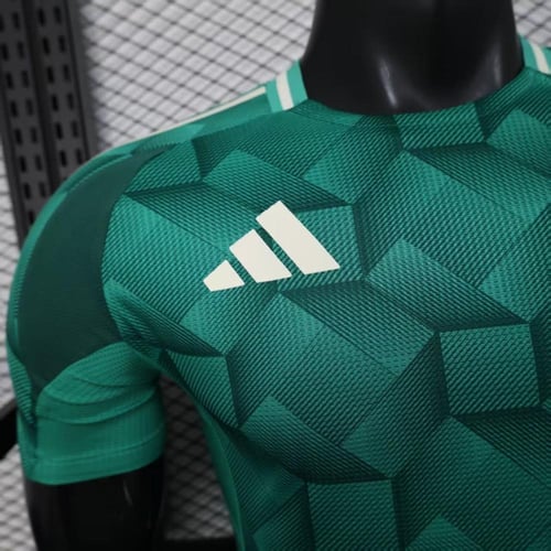 تيشيرت المنتخب السعودي
