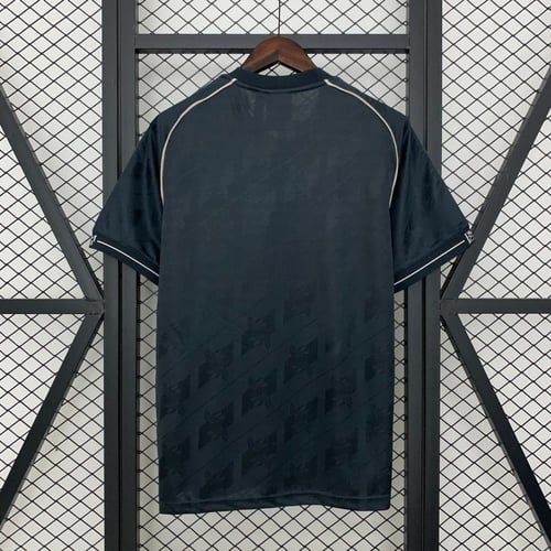 تيشيرت ريال مدريد اصدار خاص