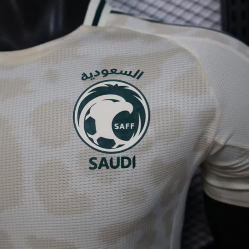 تيشيرت المنتخب السعودي
