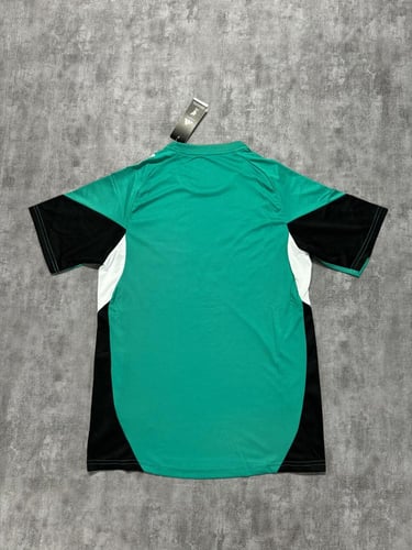 تيشيرت تدريبات ليفربول