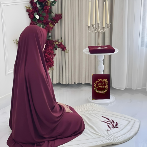 طقم شراشف صلاة لون عودي