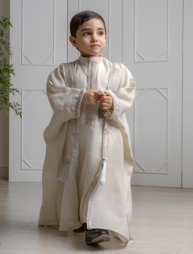 طقم بشت ثوب الفخامه بيج