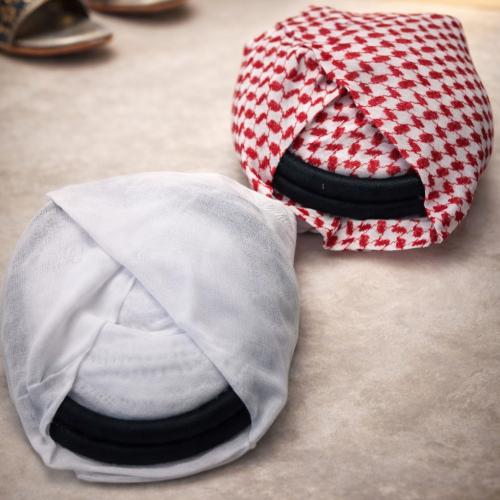 شماغ اطفال الون احمر