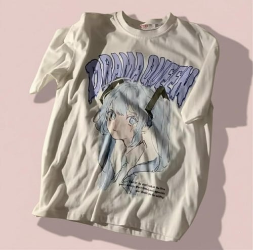 تيشرت أنمي كاواي بلونين ابيض واسود