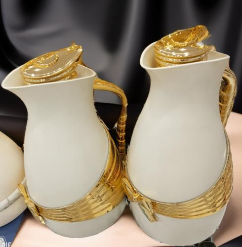 طقم ترامس أبيض ذهبي