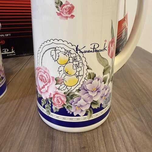 مجموعة ترمس تايجر مع دلو