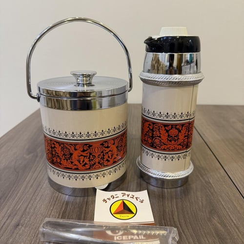 طقم كلاسيكية ياباني شاتاني