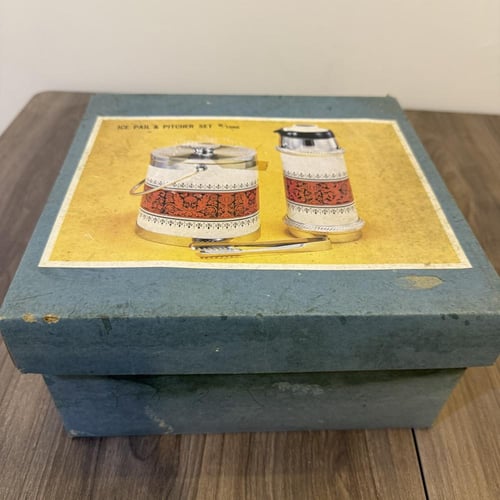 طقم كلاسيكية ياباني شاتاني