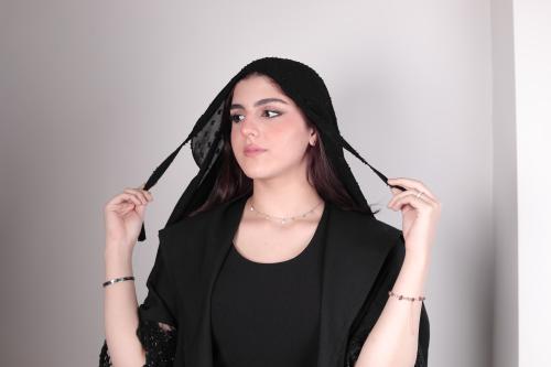 طرحه ربطه سوداء