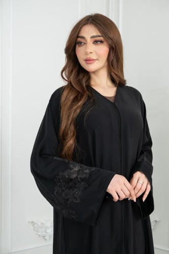 عباية بطرحة كلفة تطريز 3