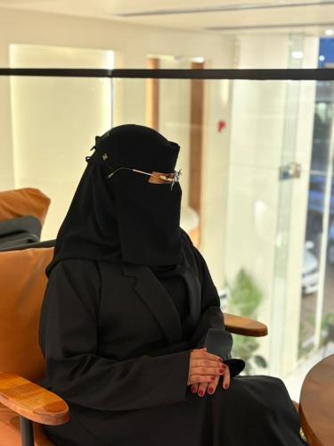 Plain blazer abaya