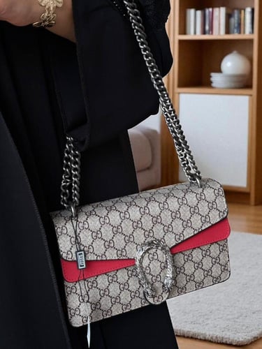 شنطة قوتشي حجمين