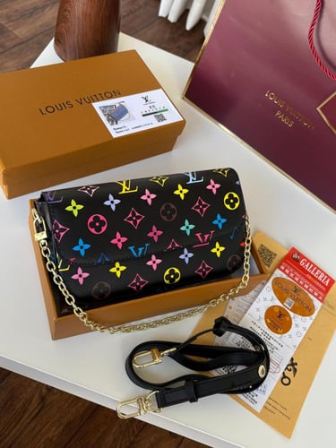 شنطة لويس فتون