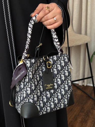 شنطة ديور مع الملحقات