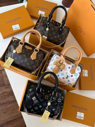 شنطة لويس فيتون