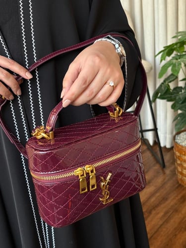 شنطة سان لوران