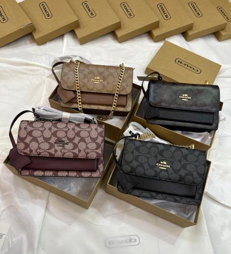 شنطة كوتش مع كافة الملحقات