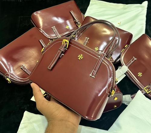 شنطة توري بورش