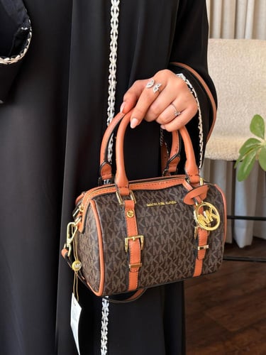 شنطة مايكل كورس