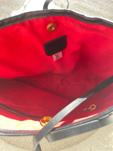 شنطة لويس فيتون مع المحفظة