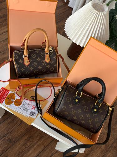 شنطة لويس فيتون